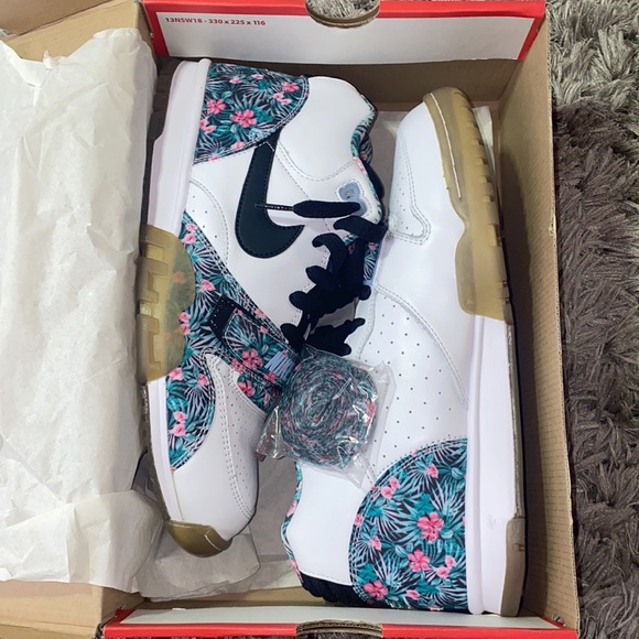 Nike Air Trainer QS Pro Bowl Deadstock released in 2014 - Picture 5 of 7